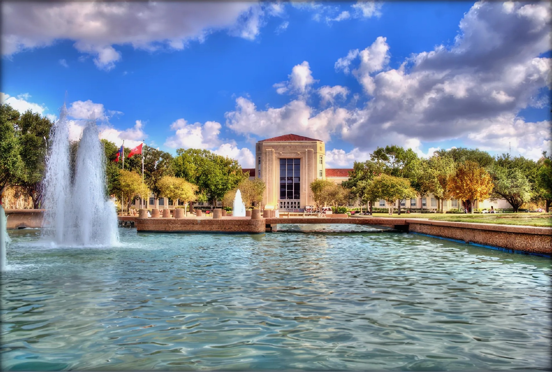 University of Houston campus fountain